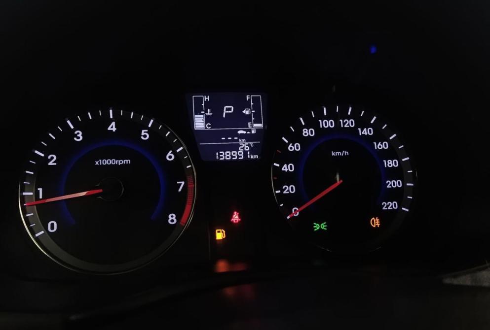 Hyundai Solaris I Волгоград  - изображение 13