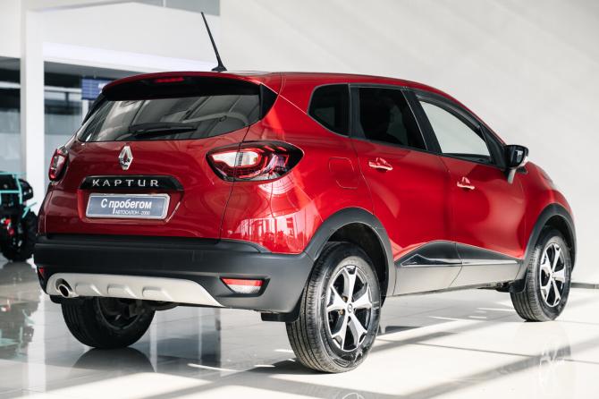 Renault Kaptur I Рестайлинг с пробегом 2021 года, цена 1 200 000 рублей, 145432 км, внедорожник, Автокод Объявления
