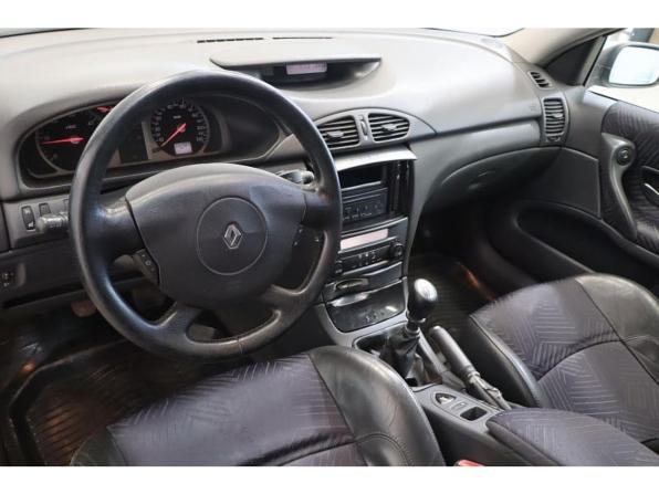 Renault Laguna II с пробегом 2002 года, цена 260 000 рублей, 332990 км, лифтбек, Автокод Объявления