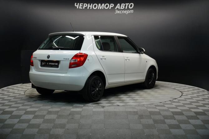 Skoda Fabia II Рестайлинг с пробегом 2013 года, цена 747 000 рублей, 149000 км, хэтчбек, Автокод Объявления