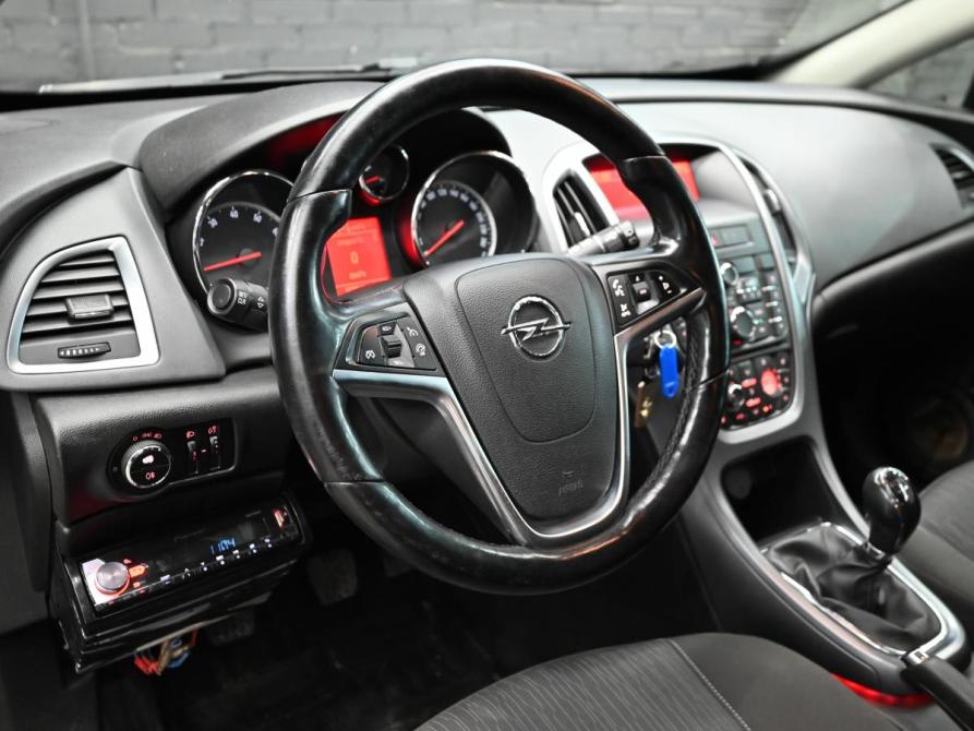Opel Astra J Рестайлинг Екатеринбург  - изображение 11