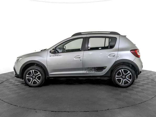 Renault Sandero II Рестайлинг с пробегом 2022 года, цена 1 435 000 рублей, 24650 км, хэтчбек, Автокод Объявления