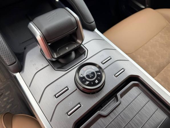 JETOUR T2 с пробегом 2024 года, цена 3 095 000 рублей, 59300 км, внедорожник, Автокод Объявления