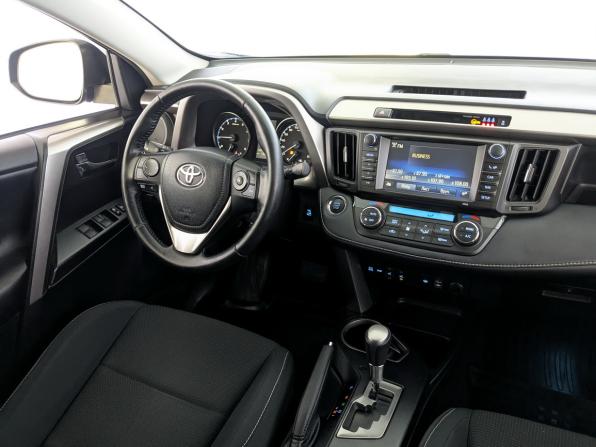 Toyota RAV4 IV (XA40) Рестайлинг с пробегом 2018 года, цена 2 430 000 рублей, 120339 км, внедорожник, Автокод Объявления