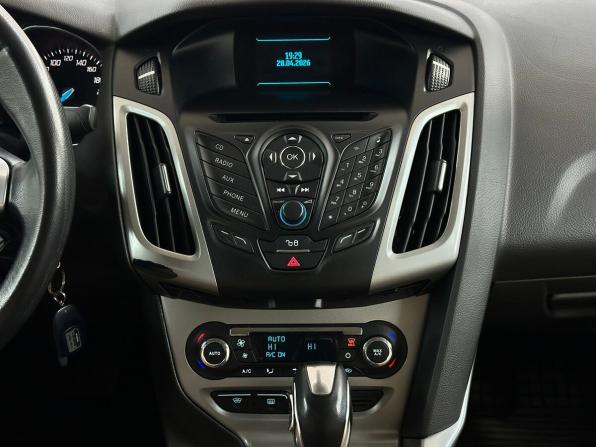 Ford Focus III с пробегом 2014 года, цена 1 130 000 рублей, 79786 км, седан, Автокод Объявления