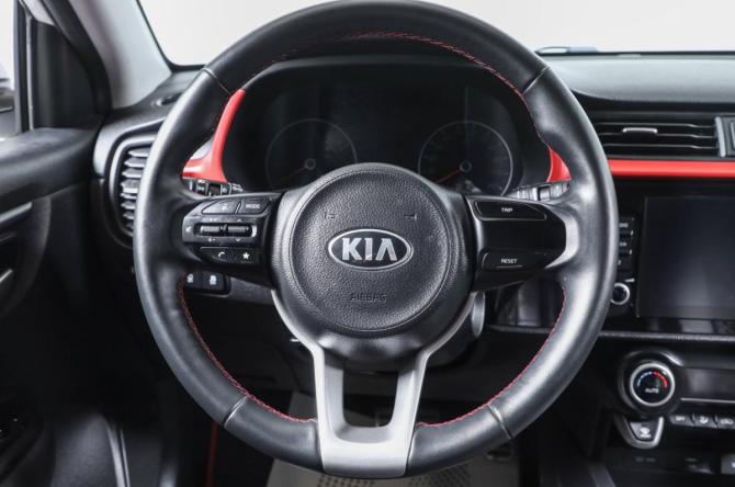 Kia Rio IV Рестайлинг с пробегом 2021 года, цена 1 949 000 рублей, 50600 км, хэтчбек, Автокод Объявления