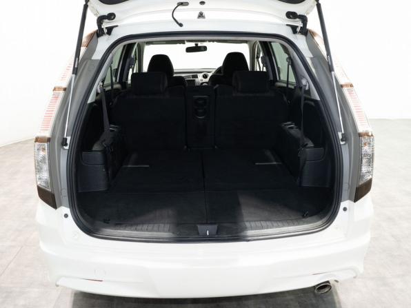 Honda Stream II Рестайлинг с пробегом 2010 года, цена 1 320 000 рублей, 118478 км, компактвэн, Автокод Объявления