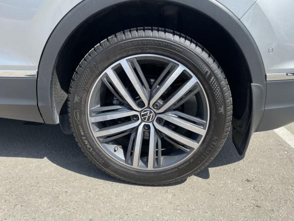 Volkswagen Tiguan II Рестайлинг с пробегом 2021 года, цена 3 949 000 рублей, 70991 км, внедорожник, Автокод Объявления