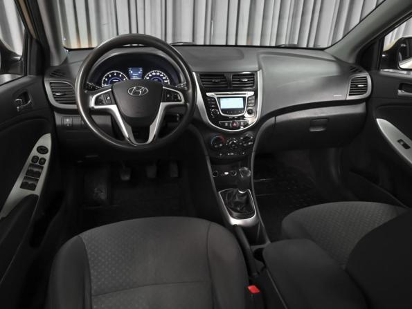 Hyundai Solaris I с пробегом 2012 года, цена 784 000 рублей, 239033 км, хэтчбек, Автокод Объявления