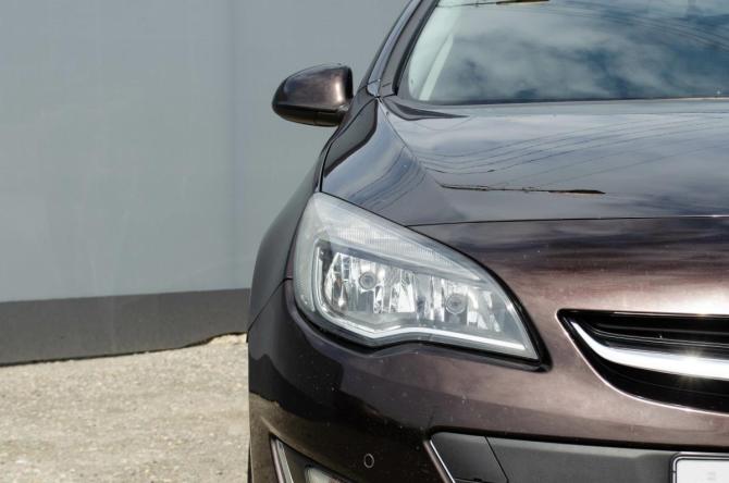 Opel Astra J Рестайлинг с пробегом 2013 года, цена 794 000 рублей, 155000 км, хэтчбек, Автокод Объявления