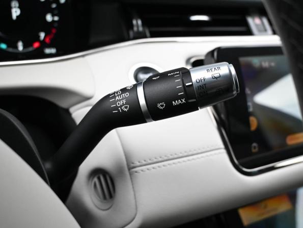 Land Rover Range Rover Evoque II с пробегом 2021 года, цена 4 974 000 рублей, 30375 км, внедорожник, Автокод Объявления