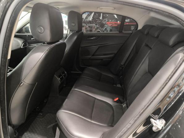 Jaguar XE I с пробегом 2017 года, цена 2 000 000 рублей, 106525 км, седан, Автокод Объявления