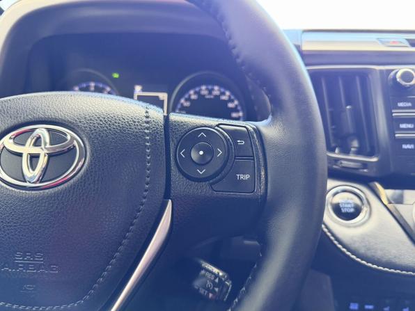 Toyota RAV4 IV (XA40) Рестайлинг с пробегом 2018 года, цена 2 310 000 рублей, 134499 км, внедорожник, Автокод Объявления