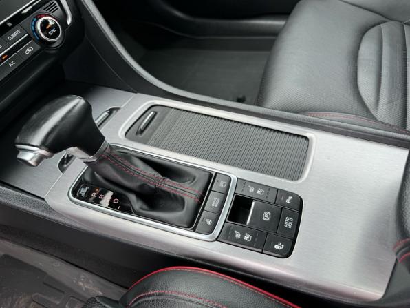 Kia Optima IV Рестайлинг с пробегом 2020 года, цена 2 259 000 рублей, 116200 км, седан, Автокод Объявления