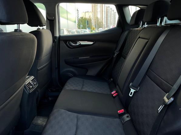 Nissan Qashqai II с пробегом 2018 года, цена 1 756 800 рублей, 116605 км, внедорожник, Автокод Объявления