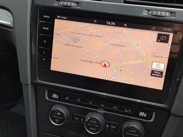 Volkswagen Golf VII Рестайлинг с пробегом 2017 года, цена 1 899 000 рублей, 83199 км, универсал, Автокод Объявления