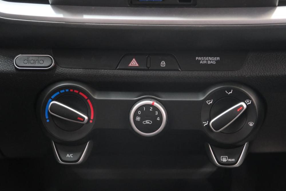 Kia Stonic I Омск  - изображение 19