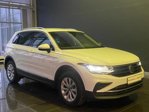 Volkswagen Tiguan II Рестайлинг с пробегом 2021 года, цена 3 550 000 рублей, 41628 км, внедорожник, Автокод Объявления