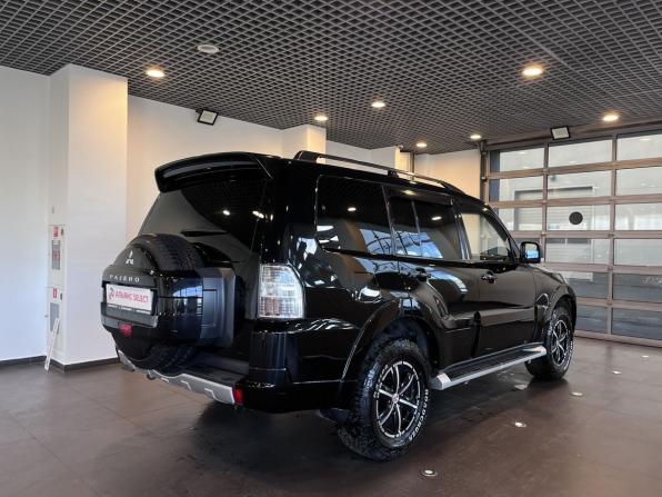 Mitsubishi Pajero IV Рестайлинг 1 с пробегом 2011 года, цена 2 311 000 рублей, 194500 км, внедорожник, Автокод Объявления