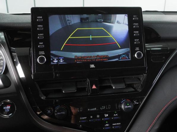 Toyota Camry VIII (XV70) Рестайлинг с пробегом 2021 года, цена 3 129 000 рублей, 124871 км, седан, Автокод Объявления