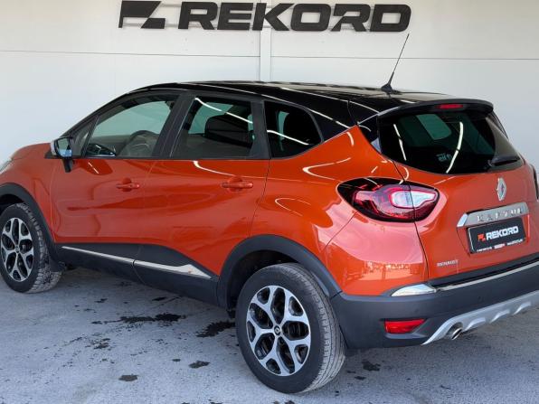 Renault Kaptur I с пробегом 2016 года, цена 1 399 000 рублей, 145000 км, внедорожник, Автокод Объявления