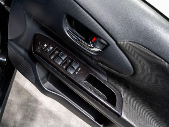 Toyota Wish II Рестайлинг с пробегом 2012 года, цена 1 480 000 рублей, 137425 км, минивэн, Автокод Объявления
