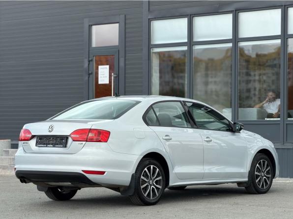 Volkswagen Jetta VI с пробегом 2012 года, цена 1 150 000 рублей, 91605 км, седан, Автокод Объявления