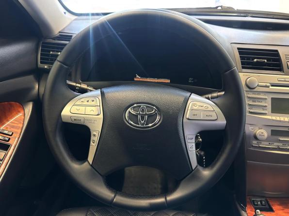 Toyota Camry VI (XV40) Рестайлинг с пробегом 2010 года, цена 1 240 000 рублей, 222027 км, седан, Автокод Объявления