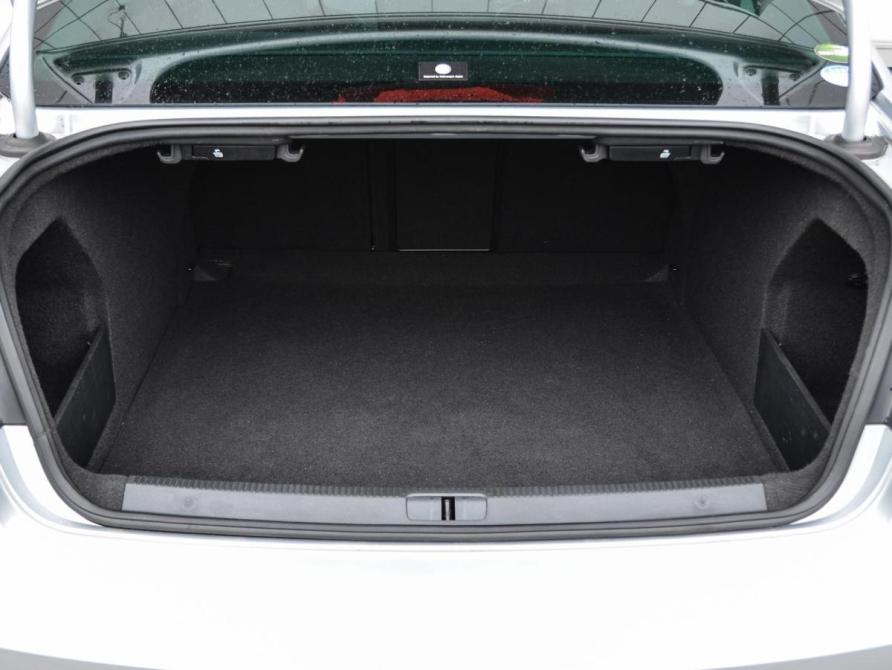 Volkswagen Passat B7 Курган  - изображение 22