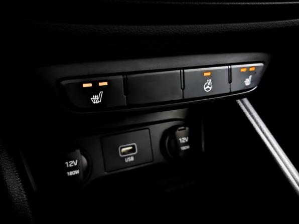Hyundai Solaris II с пробегом 2020 года, цена 1 295 000 рублей, 111199 км, седан, Автокод Объявления