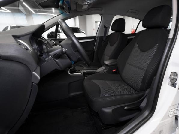 Citroen C4 II Рестайлинг с пробегом 2018 года, цена 1 360 000 рублей, 57662 км, седан, Автокод Объявления