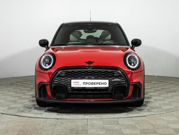 Mini Hatch III (F55/F56) Рестайлинг 2 с пробегом 2021 года, цена 2 649 700 рублей, 40838 км, хэтчбек, Автокод Объявления