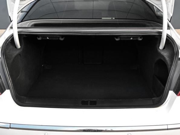 Volkswagen Passat CC I Рестайлинг с пробегом 2013 года, цена 1 099 000 рублей, 280773 км, седан, Автокод Объявления