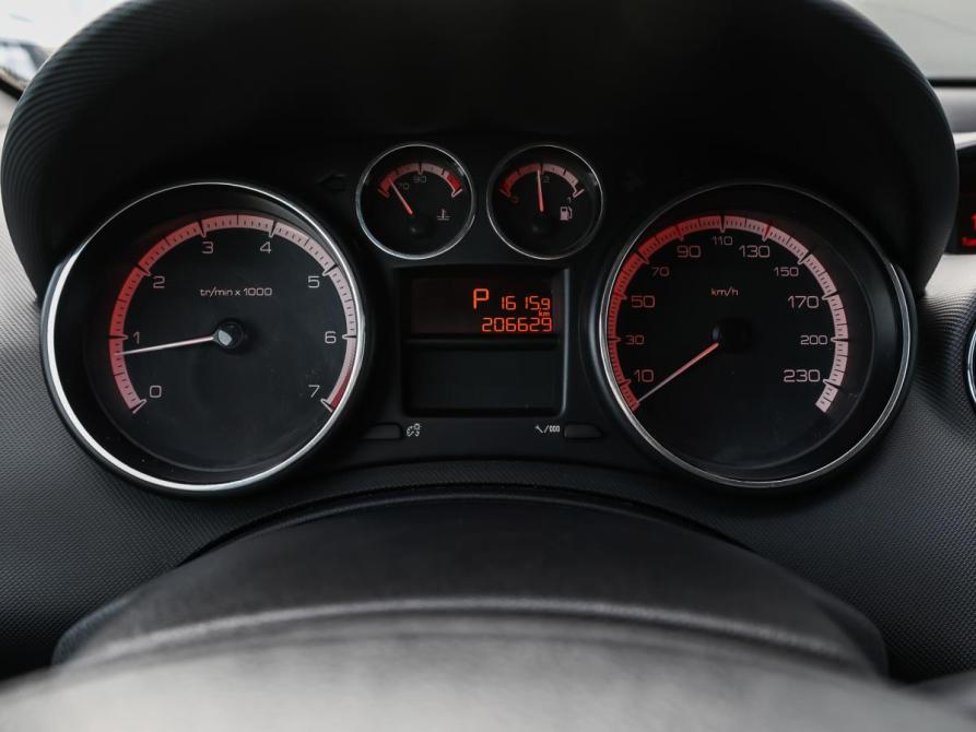 Peugeot 308 I Москва  - изображение 12