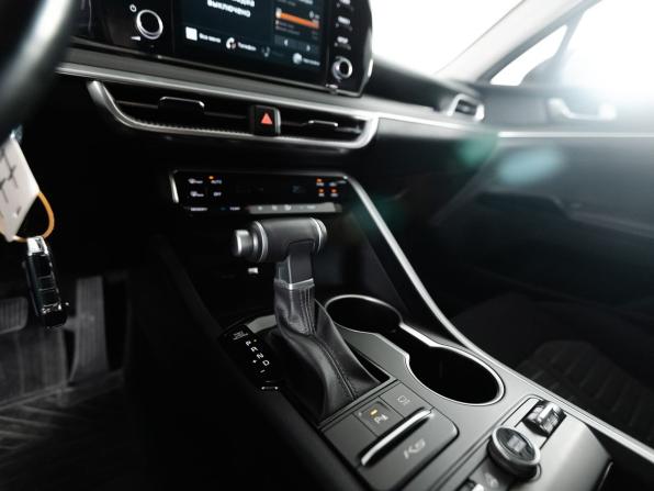 Kia K5 III с пробегом 2021 года, цена 2 050 000 рублей, 94804 км, седан, Автокод Объявления