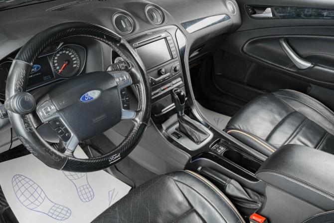 Ford Mondeo IV Рестайлинг с пробегом 2012 года, цена 779 000 рублей, 250100 км, седан, Автокод Объявления