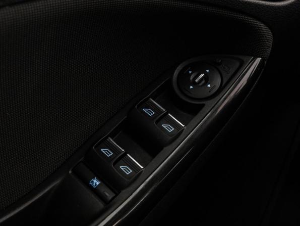 Ford Focus III с пробегом 2012 года, цена 739 000 рублей, 270472 км, хэтчбек, Автокод Объявления