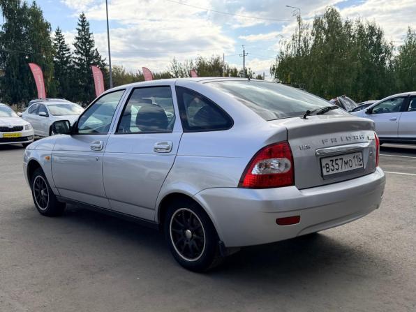 Lada (ВАЗ) Priora I с пробегом 2010 года, цена 300 000 рублей, 200800 км, хэтчбек, Автокод Объявления