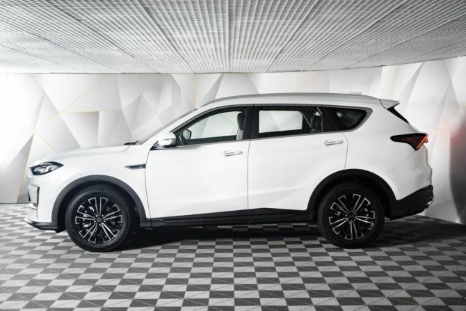 Новый JETOUR X70+ I Рестайлинг 2025 года, цена 3 324 900 рублей, внедорожник, Автокод Объявления
