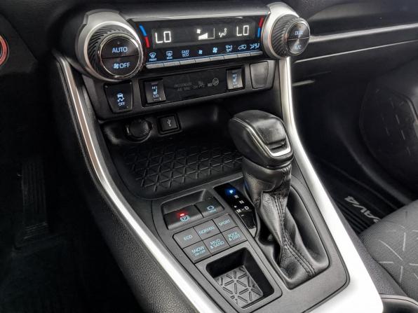 Toyota RAV4 V (XA50) с пробегом 2022 года, цена 3 220 000 рублей, 89160 км, внедорожник, Автокод Объявления