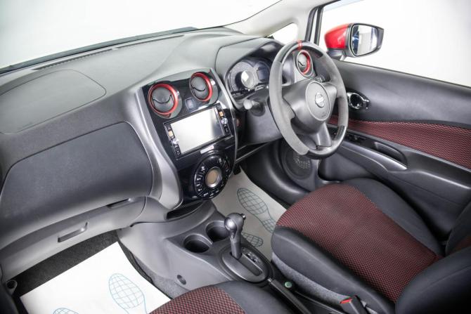 Nissan Note II с пробегом 2015 года, цена 849 000 рублей, 144000 км, хэтчбек, Автокод Объявления