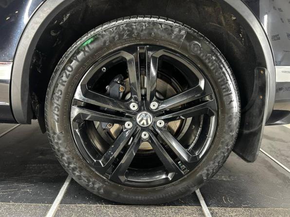 Volkswagen Touareg II Рестайлинг с пробегом 2016 года, цена 3 149 000 рублей, 190800 км, внедорожник, Автокод Объявления