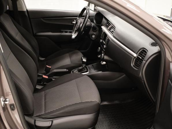 Kia Rio IV с пробегом 2018 года, цена 1 284 000 рублей, 145588 км, седан, Автокод Объявления