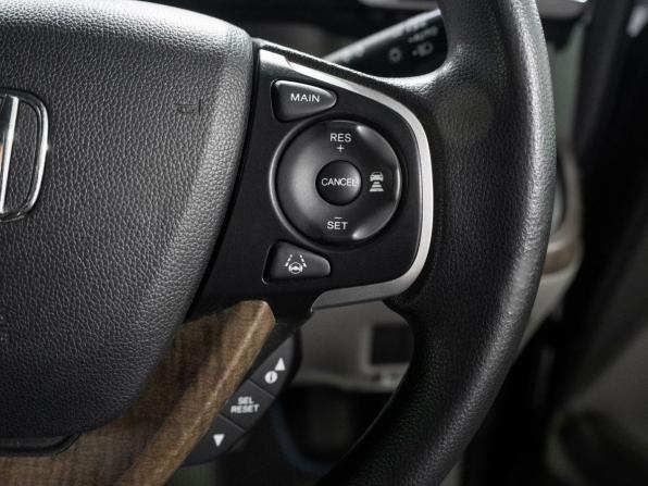Honda Stepwgn V с пробегом 2015 года, цена 1 689 500 рублей, 165220 км, минивэн, Автокод Объявления