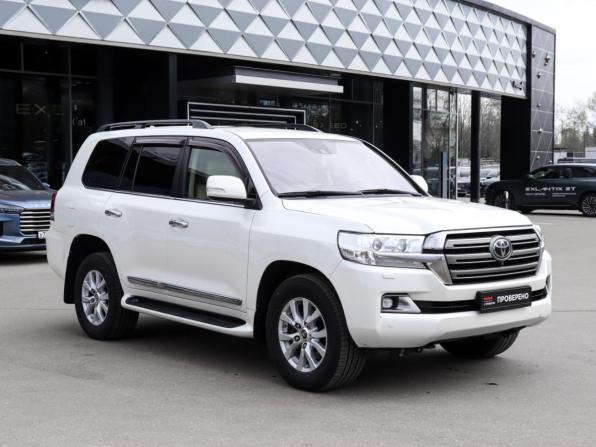 Toyota Land Cruiser 200 Series Рестайлинг 2 с пробегом 2016 года, цена 5 400 000 рублей, 227246 км, внедорожник, Автокод Объявления