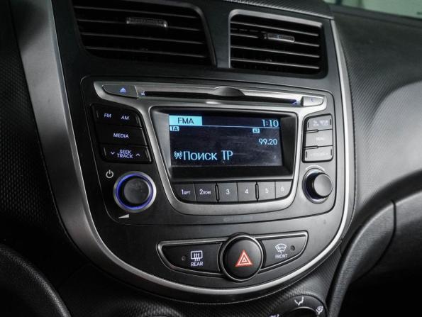 Hyundai Solaris I Рестайлинг с пробегом 2014 года, цена 1 149 000 рублей, 33982 км, хэтчбек, Автокод Объявления