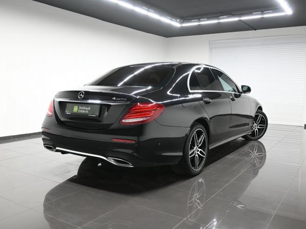 Mercedes-Benz E-Класс V (W213 S213 C238) с пробегом 2018 года, цена 2 600 000 рублей, 187842 км, седан, Автокод Объявления