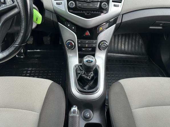 Chevrolet Cruze I с пробегом 2012 года, цена 760 000 рублей, 213000 км, хэтчбек, Автокод Объявления
