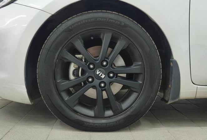 Kia Ceed II с пробегом 2013 года, цена 949 000 рублей, 200871 км, хэтчбек, Автокод Объявления