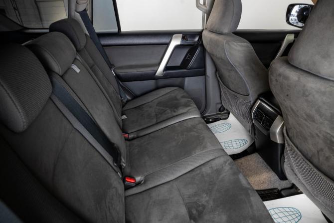 Toyota Land Cruiser Prado 150 Series с пробегом 2010 года, цена 2 549 000 рублей, 180000 км, внедорожник, Автокод Объявления